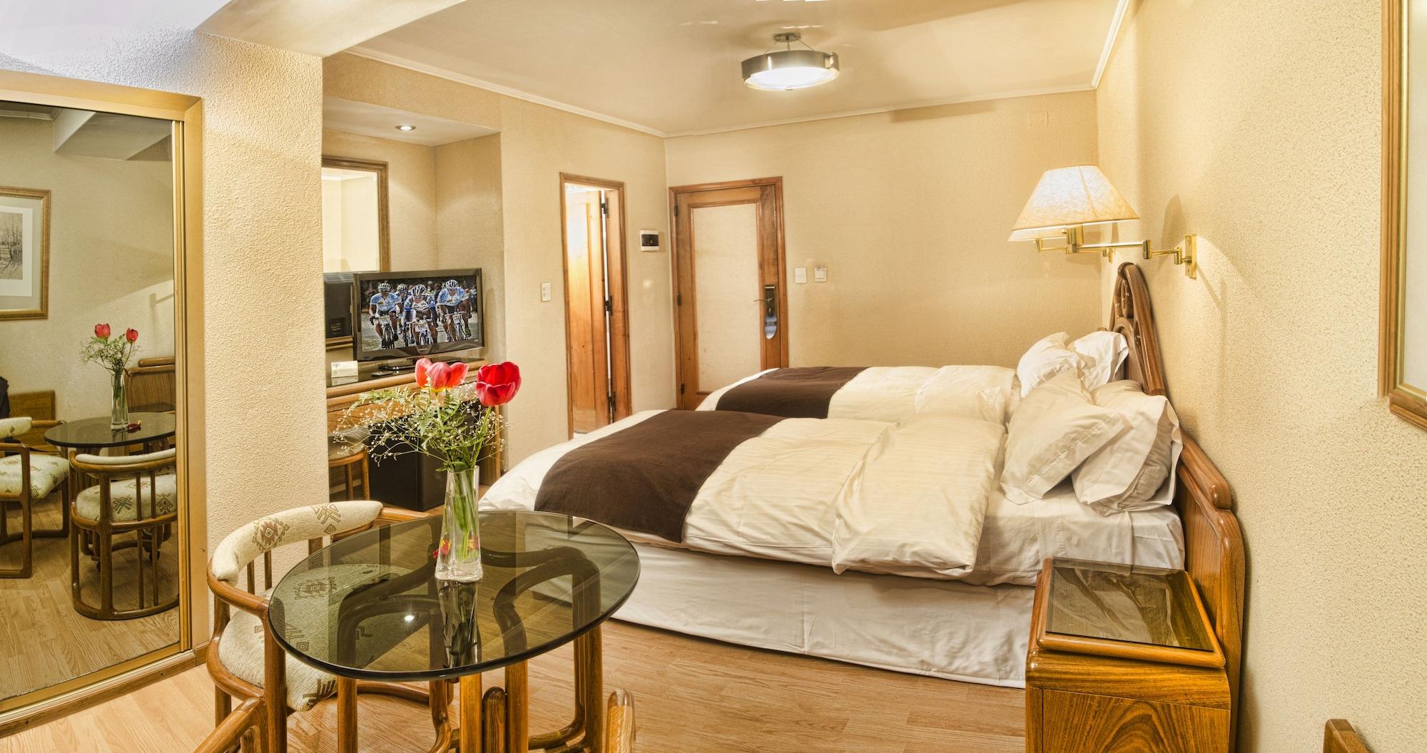 Hotel Cristal San Carlos de Bariloche Ngoại thất bức ảnh