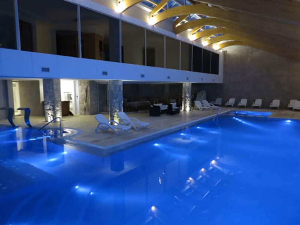Hotel Cristal San Carlos de Bariloche Ngoại thất bức ảnh